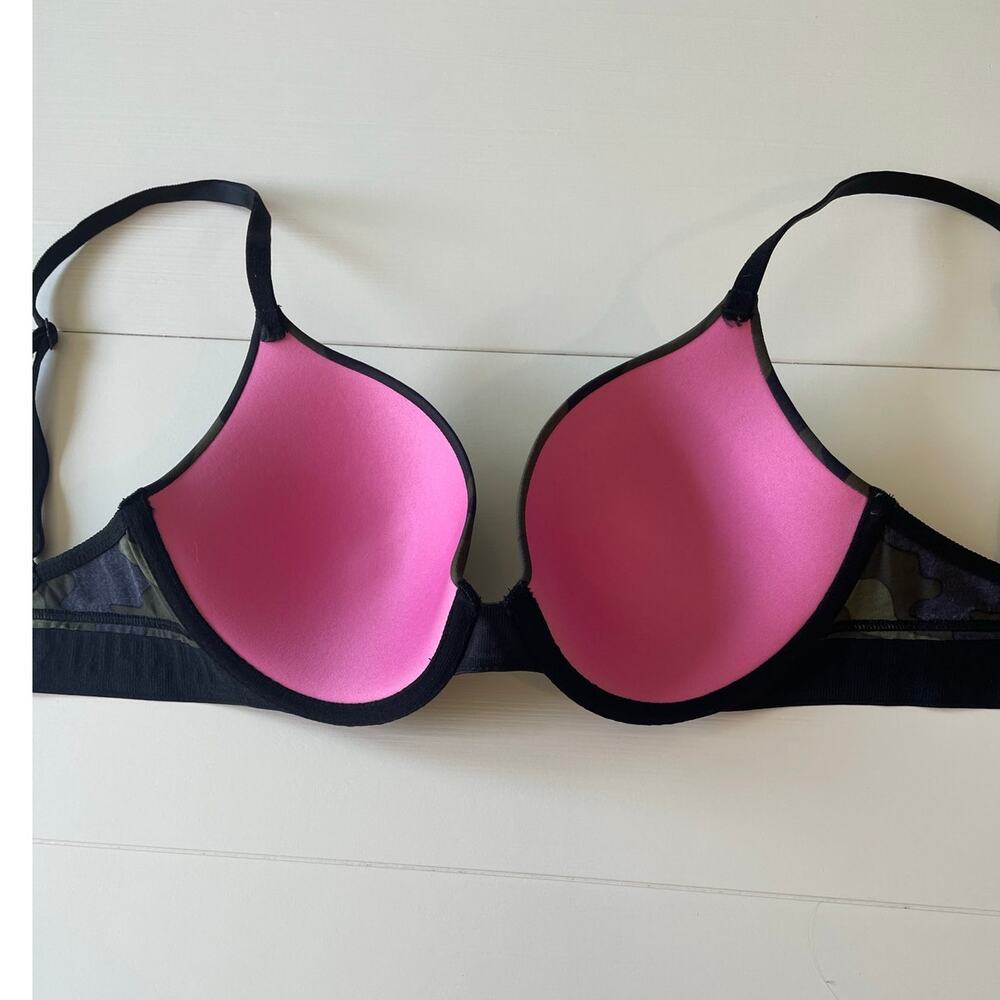 Victoria’s Secret Pink Wear Everywhere Bra LOT OF 2 Size 32D T-Shirt Camo Brown - Picture 7 of 14